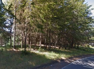 9350 Shelter Cove Rd, Whitethorn, CA 95589