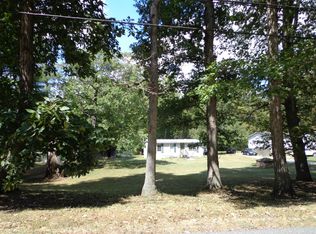 3186 Carvins Cove Rd, Salem, VA 24153