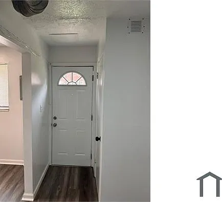 23673 Banbury Cir — Photo 16