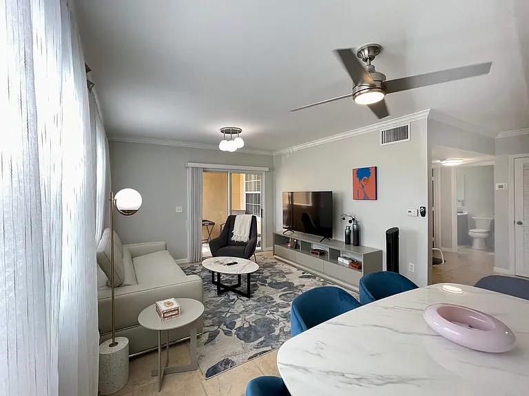 1110 Villagio Cir #102 — Photo 5