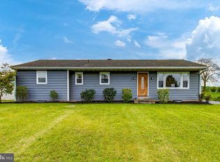 412 S Reamstown Rd, Ephrata, PA 17522