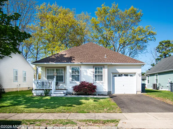 2382 Mount Hood Lane, Toms River, NJ 08753