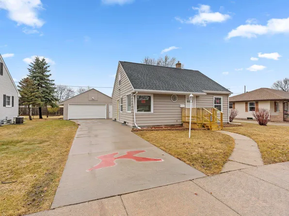 344 S Karlyn St, Kimberly, WI 54136
