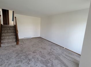 8233 Imperial Dr, Franklin, WI 53132