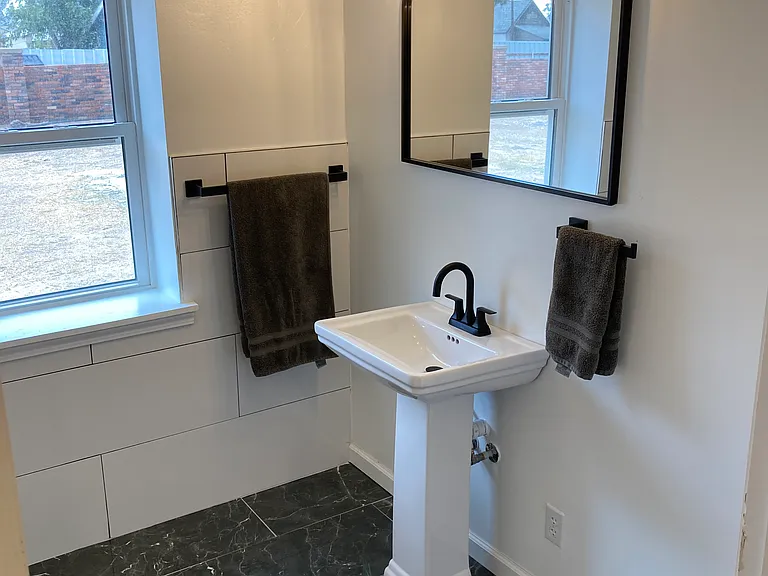 914 S Hickory St #1 — Photo 16