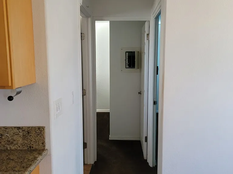 320A Lono Ave — Photo 9