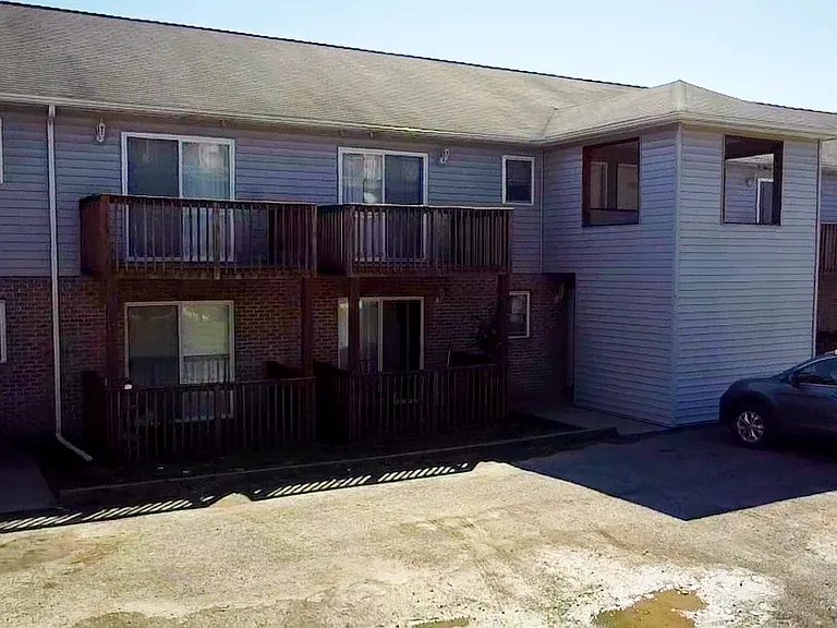 Pinnacle Heights Apartments — Photo 59