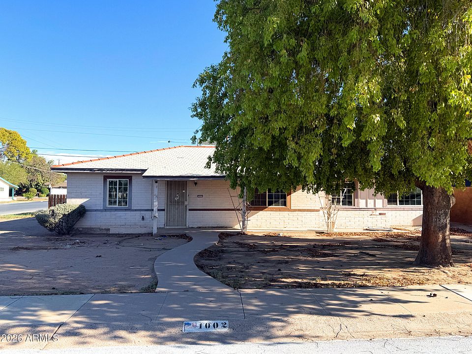 1st image of 1002 E VERMONT Avenue