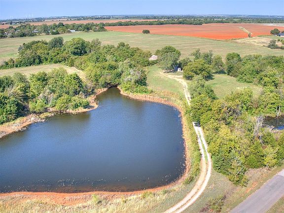 2nd image of 215 N Cemetery Rd