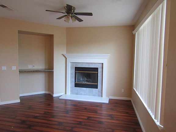 4th image of 5418 Nickman Way