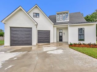 Creole Belle: Build on Your Lot Plan, Build On Your Lot – Prestigious Home Builders, Lafayette, LA 70598