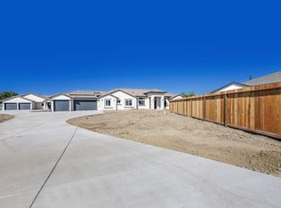 20 Hummingbird Ct, Hollister, CA 95023