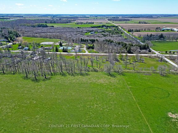 2nd image of 23992 Denfield Rd