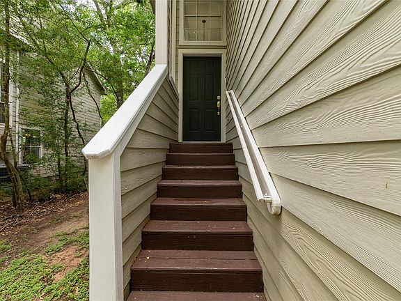 3rd image of 19 Timberstar St