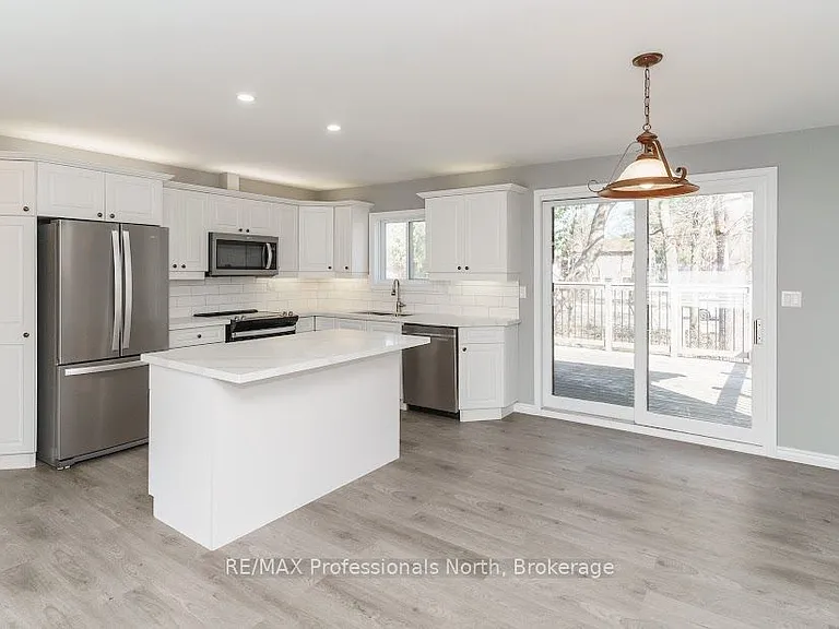 140 Elder St — Photo 4