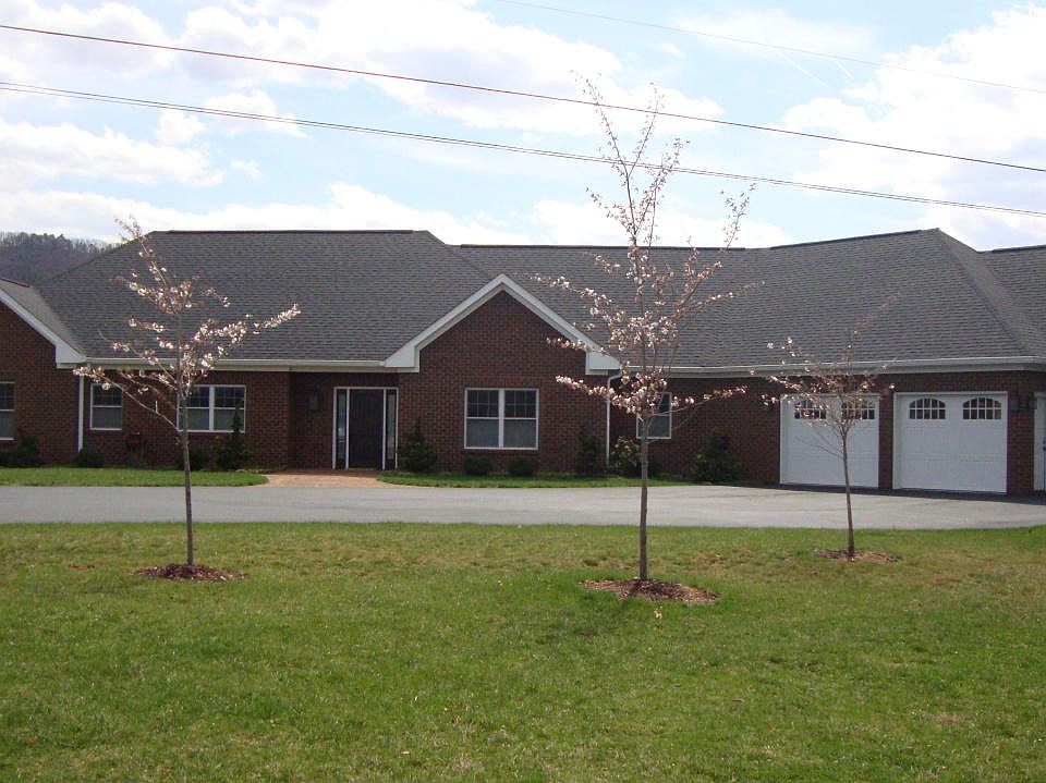 3081 Green Hill Drive