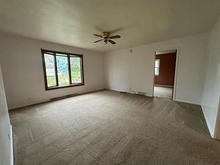 1812 Swygart Ave — Photo 5