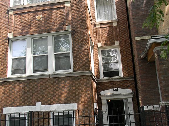 2nd image of 847 N Lawndale Ave #1