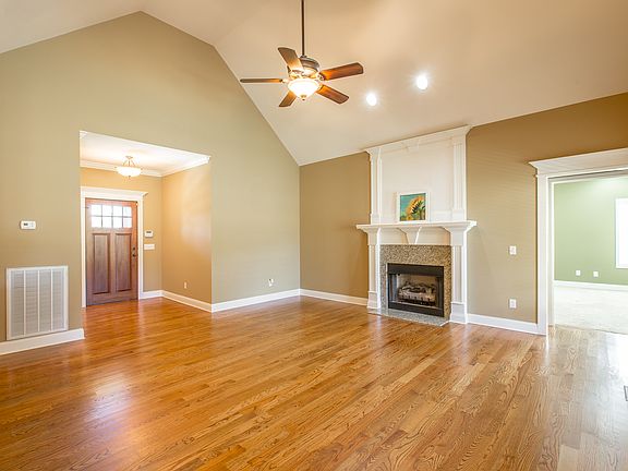 5th image of 2337 Cumberland Trce NW