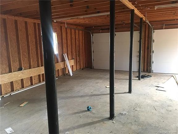 3rd image of 106 Sunset St