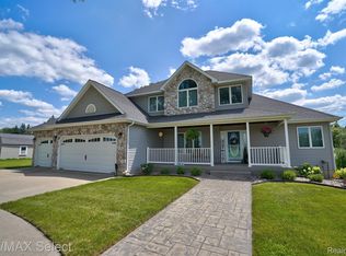 2174 E Reid Rd, Grand Blanc, MI 48439