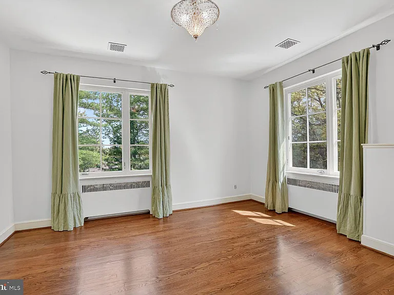 5553 Little Falls Rd — Photo 35