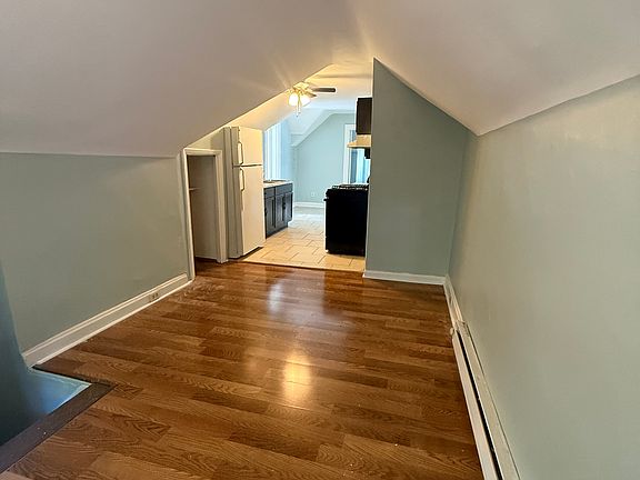 2nd image of 1349 Lincoln Ave #3