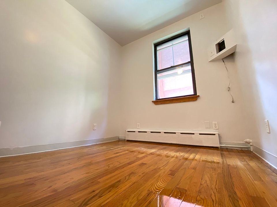 2nd image of 361 6th Ave APT 2