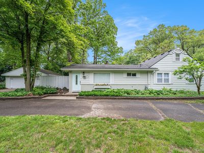 35825 Oakwood Ln, Westland, MI, 48186