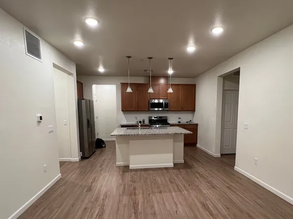 6153 N Ceylon St Unit 7-203, Denver, CO 80249