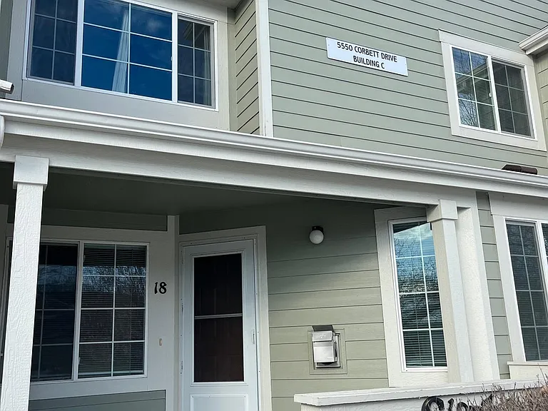 5550 Corbett Dr #C18 — Photo 1