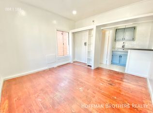1121 S Norton Ave #209A, Los Angeles, CA 90019
