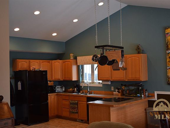4th image of 800 Dimaggio Dr