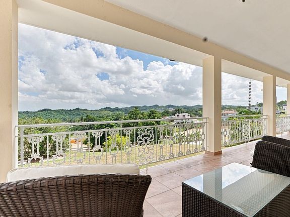 3rd image of 6622 Villa La Linea Private Residence 1