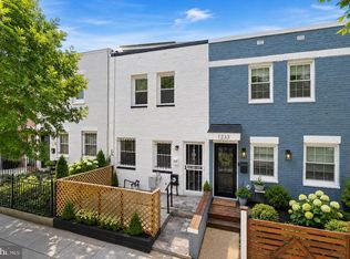 1235 16th St NE, Washington, DC 20002