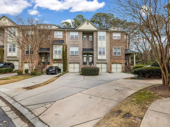 1992 Cobblestone Cir, Atlanta, GA 30319