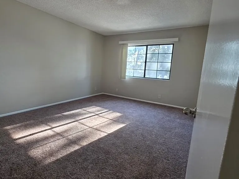 7235 Baird Avenue — Photo 13