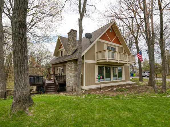 2885 Holiday Pines Rd, Traverse City, MI 49686