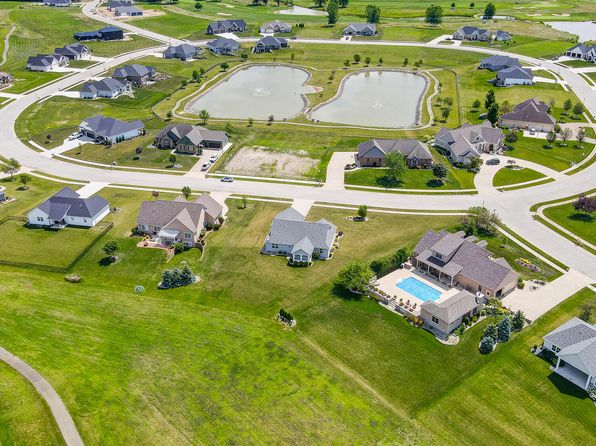 2301 Eaglebrooke Cir, Celina, OH 45822