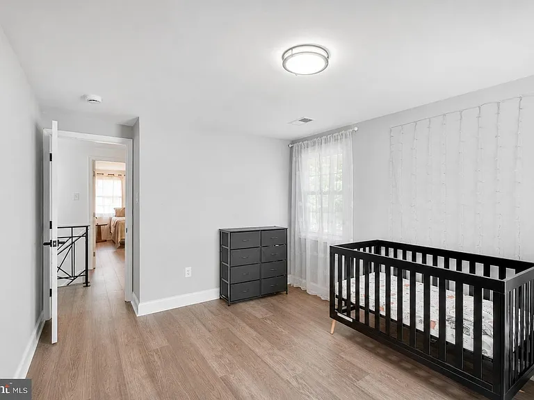 8812 Churchfield Ln — Photo 23