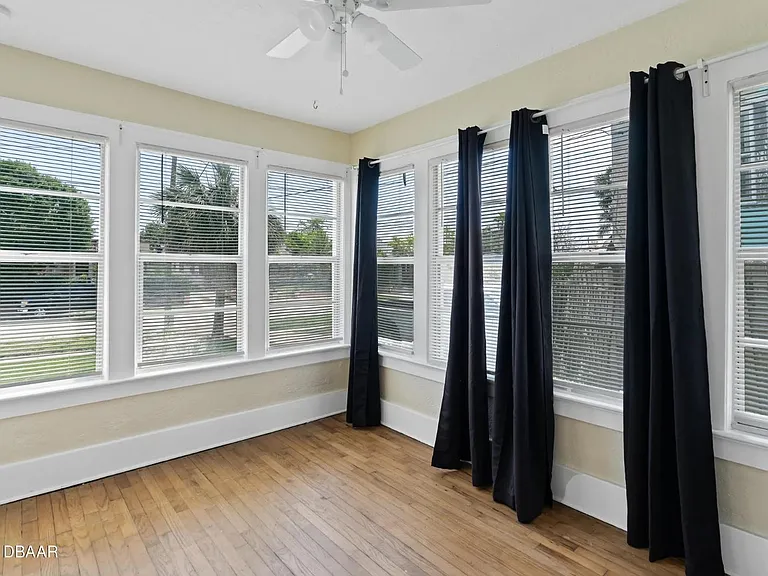 725 N Peninsula Dr #1 — Photo 9