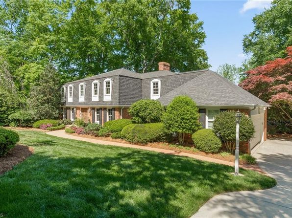 40 Kemp Rd E, Greensboro, NC 27410