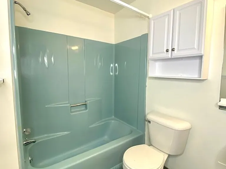 420 S Maple Ave — Photo 10