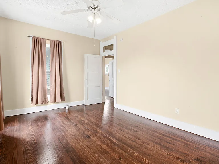 2036 N Talbott St — Photo 51