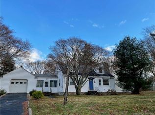 45 Masons Island Rd, Mystic, CT 06355