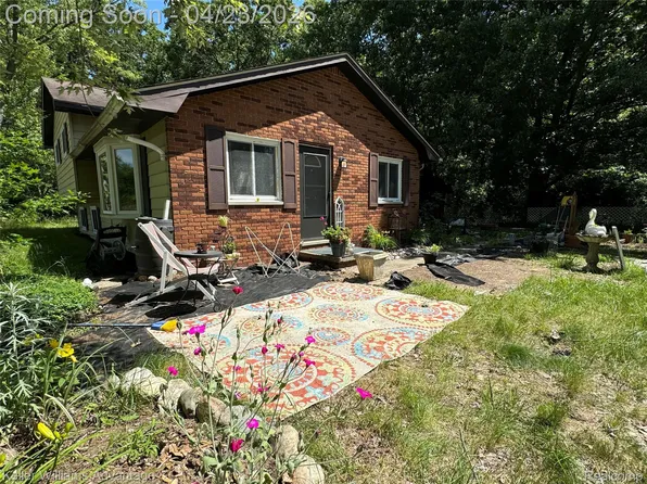 42050 Fret Rd, Van Buren Township, MI 48111