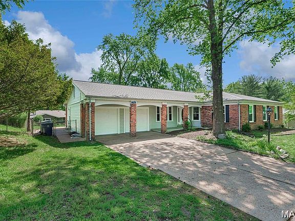 2nd image of 1944 Pepperrell Dr