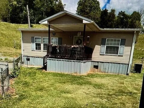 402 Beeline Rd, Duffield, VA 24244