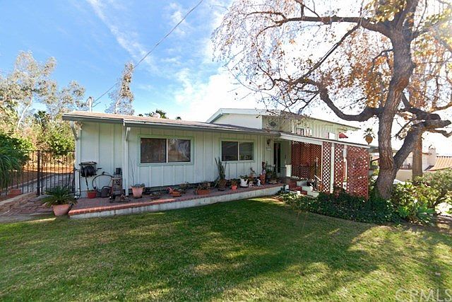 1st image of 2066 E Foothill Dr