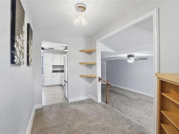 3rd image of 5631 Cambridge Ave